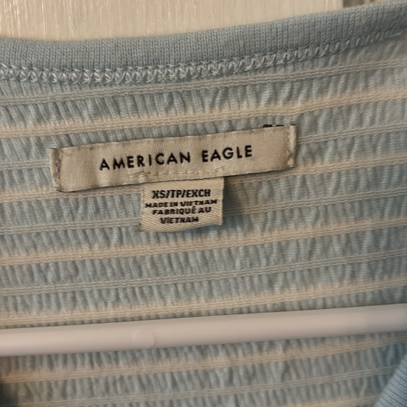 American Eagle Top - Picture 3 of 3